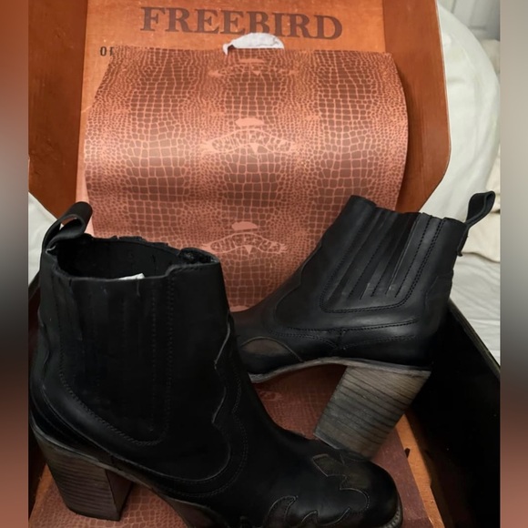 Freebird black leather ankle boots size 8 - Picture 3 of 6